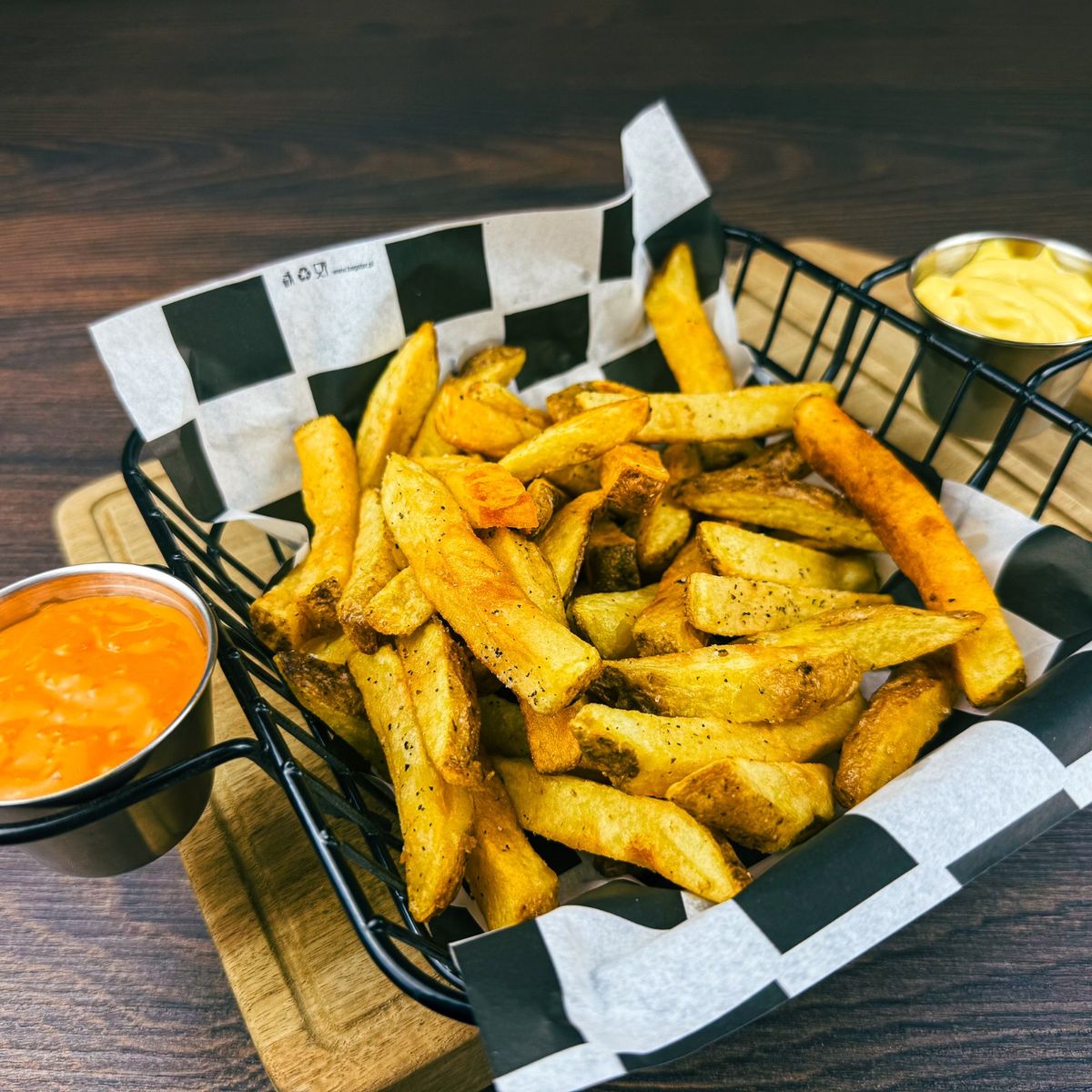 Belgian Steakfries cu 2 Sosuri la Alegere